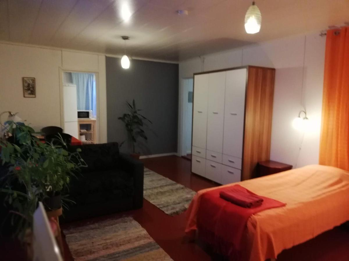 Kodit Tuulikinkatu S:t Michel Exteriör bild