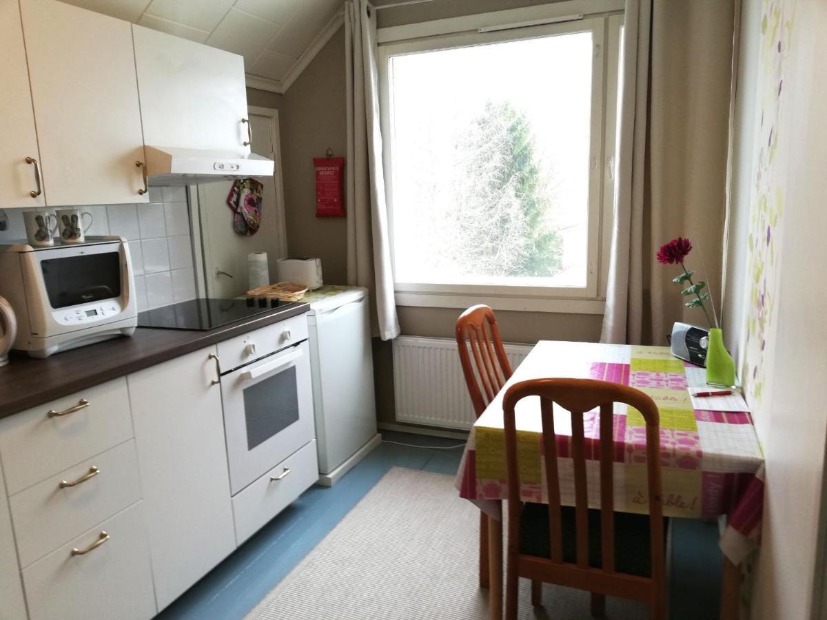 Kodit Tuulikinkatu S:t Michel Exteriör bild